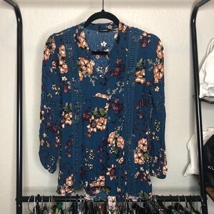 Blu Pepper Blue Floral Tunic